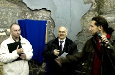 Podczas odsłonięcia tablicy Podczas odsłonięcia tablicy