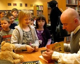 W bibliotece w Białołęce. Źródło: www.bialoleka.e-bp.pl