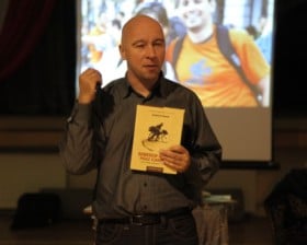 W szkole w Chybiu (fot. Piotr Mojżyszek - Opowiadamy o świecie)